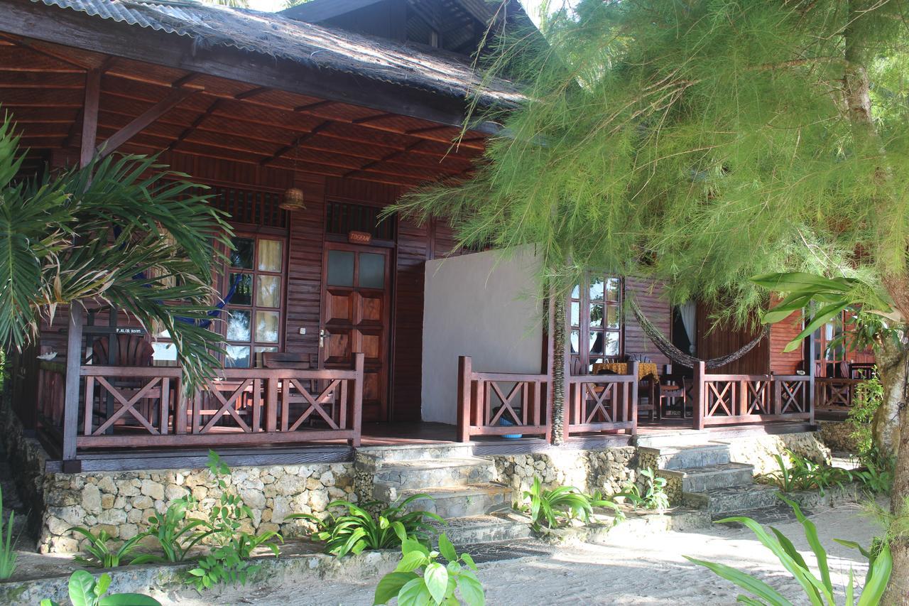 Kadidiri Paradise Batudaka ภายนอก รูปภาพ